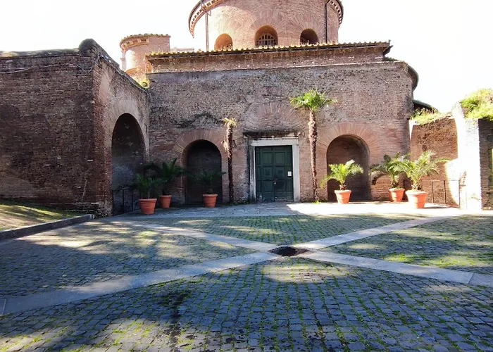 Luxury Rom
